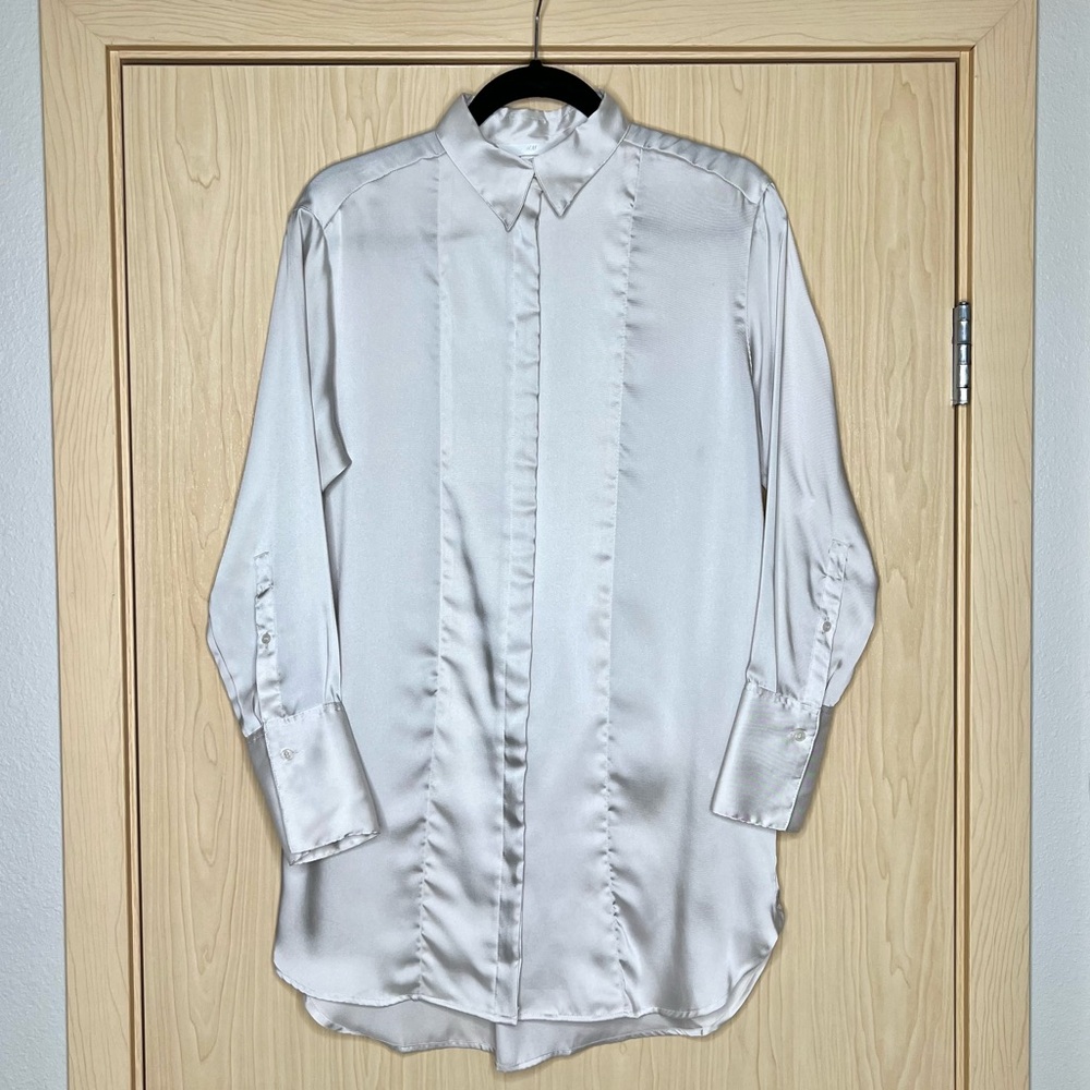 H&M Long Length Satin Blouse Shirt Button Down Relaxed Fit Sz XS NWT